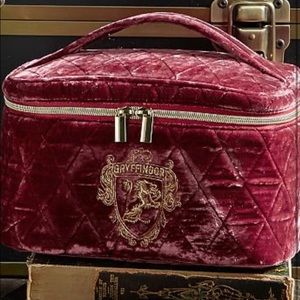 Harry Potter Velvet Train Case @topnotch